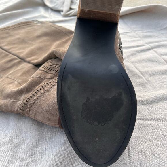 Vince Camuto Sz 9 Brown Knee‑High Block Heel Boot Boho Chic Equestrian Chic Luxe - Picture 8 of 16